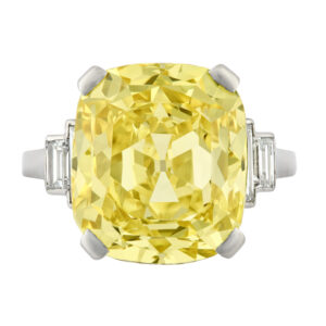 5 Carat Cushion Statement | Fancy Yellow | 14K White Gold | Colour-Collector’s Treasure
