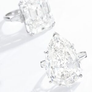 5 Carat Emerald-cut Statement | VVS | 14K White Gold | Flawless-Level Presence