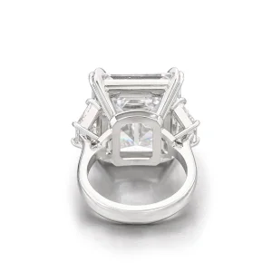 5 Carat Emerald-cut Statement / H color | SI | 14K White Gold