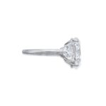 5 Carat Oval Statement | Brilliant White / F color | VS | 14K White Gold | Refined Grandeur - Image 3