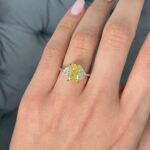 3 Carat Radiant Diamond Ring | Fancy Yellow | 14K White Gold | Rare Fancy-Color Splendour - Image 6