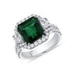 3 Carat Emerald Halo Diamond Ring | 18K Gold | Effortless Elegance - Image 2