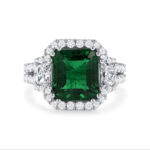 3 Carat Emerald Halo Diamond Ring | 18K Gold | Effortless Elegance