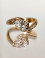 Pear Statement | Brilliant White | 14K White Gold | Classic Charm | High Jewellery - Image 6