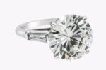 10.11 Carat Round Brilliant Diamond Ring | Brilliant White | 18K Gold | Iconic Presence - Image 3