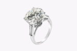10.11 Carat Round Brilliant Diamond Ring | Brilliant White | 18K Gold | Iconic Presence - Image 4