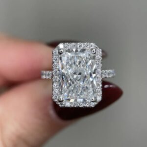 6 Carat Radiant Statement | Brilliant White | VS | 14K White Gold | Timeless Brilliance