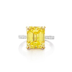 6 Carat Emerald-cut Statement | Fancy Yellow | 14K White Gold | A Crown-Worthy Fancy Rarity