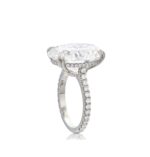 6 Carat Oval Statement | Brilliant White | VS | 14K White Gold | Refined Grandeur - Image 4