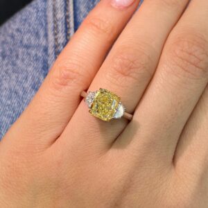 3 Carat Radiant Diamond Ring | Fancy Yellow | 14K White Gold | A Crown-Worthy Fancy Rarity