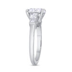 3 Carat Round Brilliant Statement | Brilliant White | 18K Gold | Effortless Elegance - Image 3