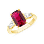 7 Carat Round Brilliant Diamond Ring | Ruby Red | 18K Yellow Gold | Radiant Elegance