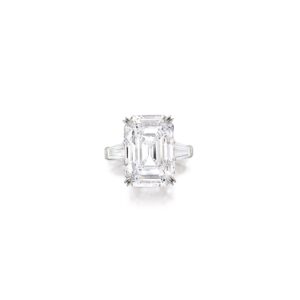 7 Carat Emerald-cut Statement | VVS | 14K White Gold | Purity in Perfection