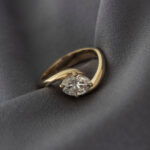 1 Carat Oval Statement | Brilliant White | 14K White Gold | Classic Charm | High Jewellery