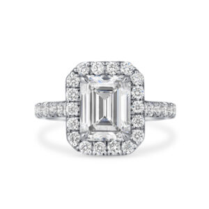 3 Carat Emerald Halo Diamond Ring | 18K Gold | Effortless Elegance