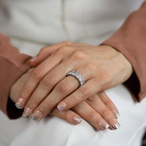 11.39 Carat Radiant Band | Brilliant White | 18K Gold | Grand Palais Radiance