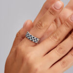 Round Brilliant Statement | Royal Blue Sapphire | 18K White Gold | Refined Light - Image 2