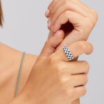 Round Brilliant Statement | Royal Blue Sapphire | 18K White Gold | Refined Light