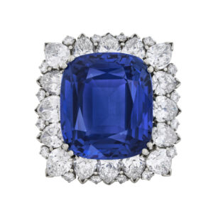 8 Carat Cushion Statement | Royal Blue Sapphire | 14K White Gold | Timeless Brilliance