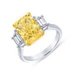 4 Carat Radiant Diamond Ring | Fancy Yellow | SI | 18K Gold | A Crown-Worthy Fancy Rarity - Image 5