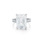 9 Carat Emerald-cut Statement | VVS | 14K White Gold | Purity in Perfection - Image 2