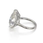 9 Carat Pear Statement | Brilliant White / J color | VS | 14K White Gold - Image 3