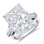 9 Carat Radiant Statement | Brilliant White / F color | SI | 14K White Gold - Image 3