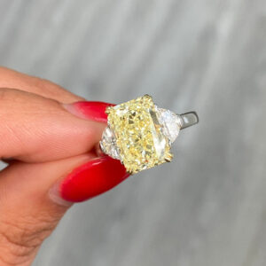 3 Carat Oval Diamond Ring | Fancy Yellow | 14K White Gold | Sunlit Royal Radiance