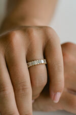Round Brilliant Band | Brilliant White | 14K White Gold | Elegant Sparkle | Signature - Image 6