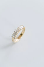 Round Brilliant Band | Brilliant White | 14K White Gold | Elegant Sparkle | Signature