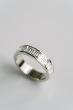 Round Brilliant Band | Brilliant White | 14K White Gold | Graceful Brilliance