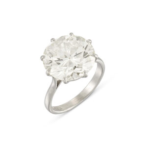8.99 Carat Round Brilliant Statement | Brilliant White | SI | 18K Gold