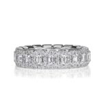 Round Brilliant Band | Brilliant White / D color | 18K Gold | Elegant Sparkle