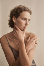 Round Brilliant Statement | Brilliant White | 14K White Gold | Elegant Sparkle | Signature