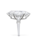 16.35 Carat Oval Statement | Brilliant White | 18K Gold | Unparalleled Brilliance - Image 3