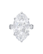 16.35 Carat Oval Statement | Brilliant White | 18K Gold | Collector’s Grade Grandeur - Image 2