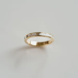 Round Brilliant Band | Brilliant White | 14K White Gold | Graceful Brilliance | Heirloom