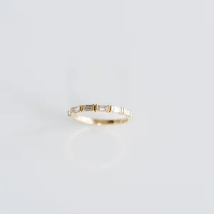 Round Brilliant Band | Mixed / Other | 14K White Gold | Graceful Brilliance