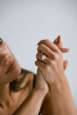 2 Carat Cushion Statement | Brilliant White | 14K White Gold | Effortless Elegance - Image 4