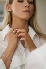 Round Brilliant Band | Mixed / Other | 14K White Gold | Refined Light | High Jewellery - Image 8