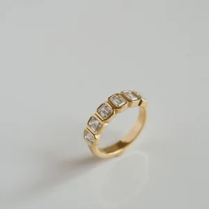 Emerald Band | 14K White Gold | Classic Charm | High Jewellery