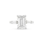4.08 Carat Emerald-cut Statement | 18K Gold | Modern Nobility | High Jewellery - Image 3