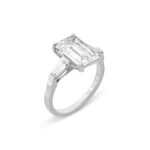 4.08 Carat Emerald-cut Statement | 18K Gold | Effortless Elegance