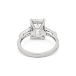 4.08 Carat Emerald-cut Statement | VVS | 18K Gold | Precision-Cut Radiance - Image 4