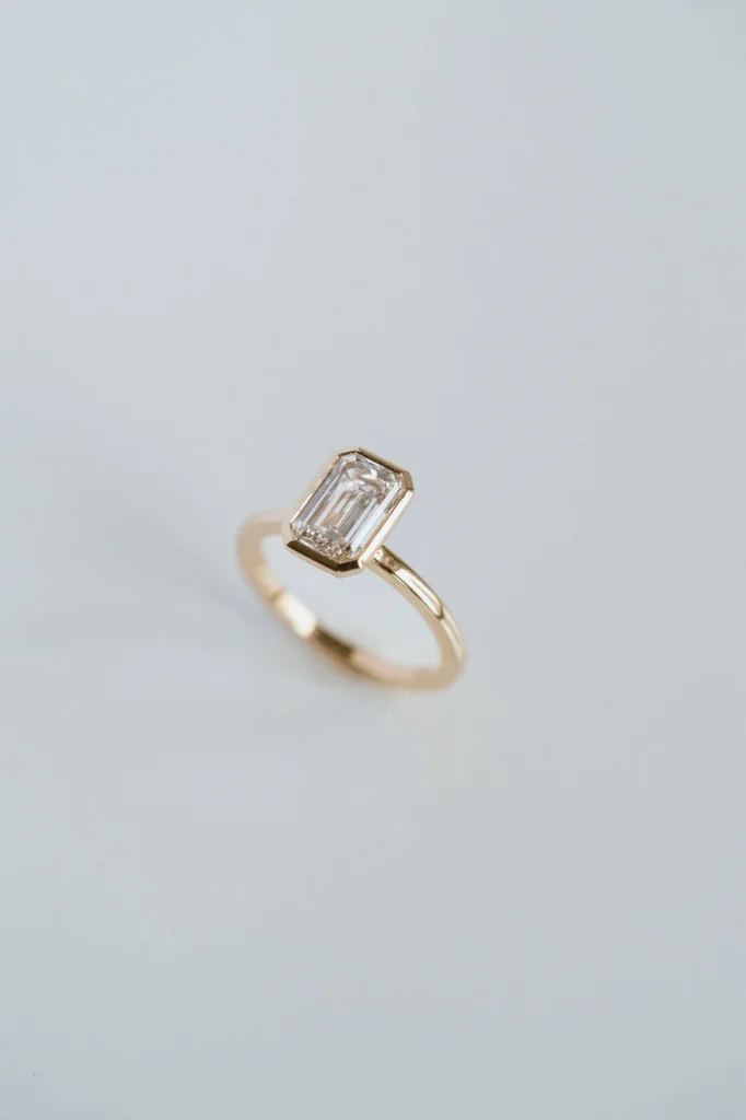 1.5 Carat Emerald-cut Statement | 14K White Gold | Elegant Sparkle | Signature