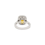 3.36 Carat Cushion Statement | Fancy Yellow | 18K Gold | Rare Fancy-Color Splendour - Image 5