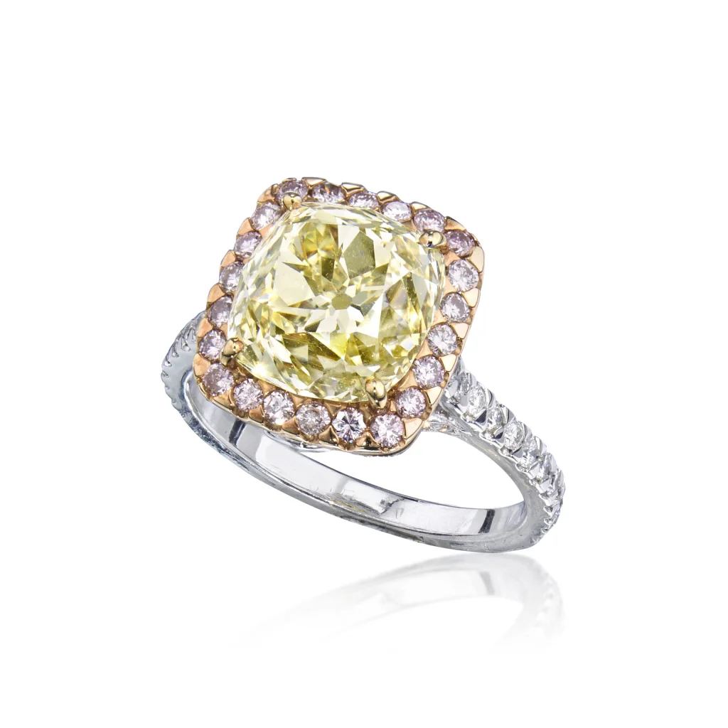 5 Carat Cushion Statement | Fancy Yellow | 14K White Gold | Colour-Collector’s Treasure