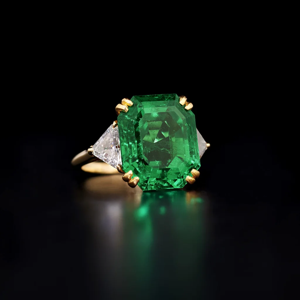 12.39 Carat Emerald-cut Statement | 14K White Gold | Iconic Presence