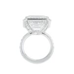 11.91 Carat Asscher Diamond Ring | Brilliant White | 18K Gold | Grand Palais Radiance - Image 3