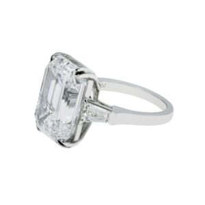 14.63 Carat Emerald Diamond Ring | 18K Gold | High Jewellery Supremacy